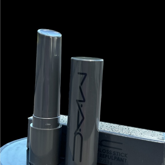 MAC Squirt Plumping Gloss Stick in JET - Picture 15 of 16